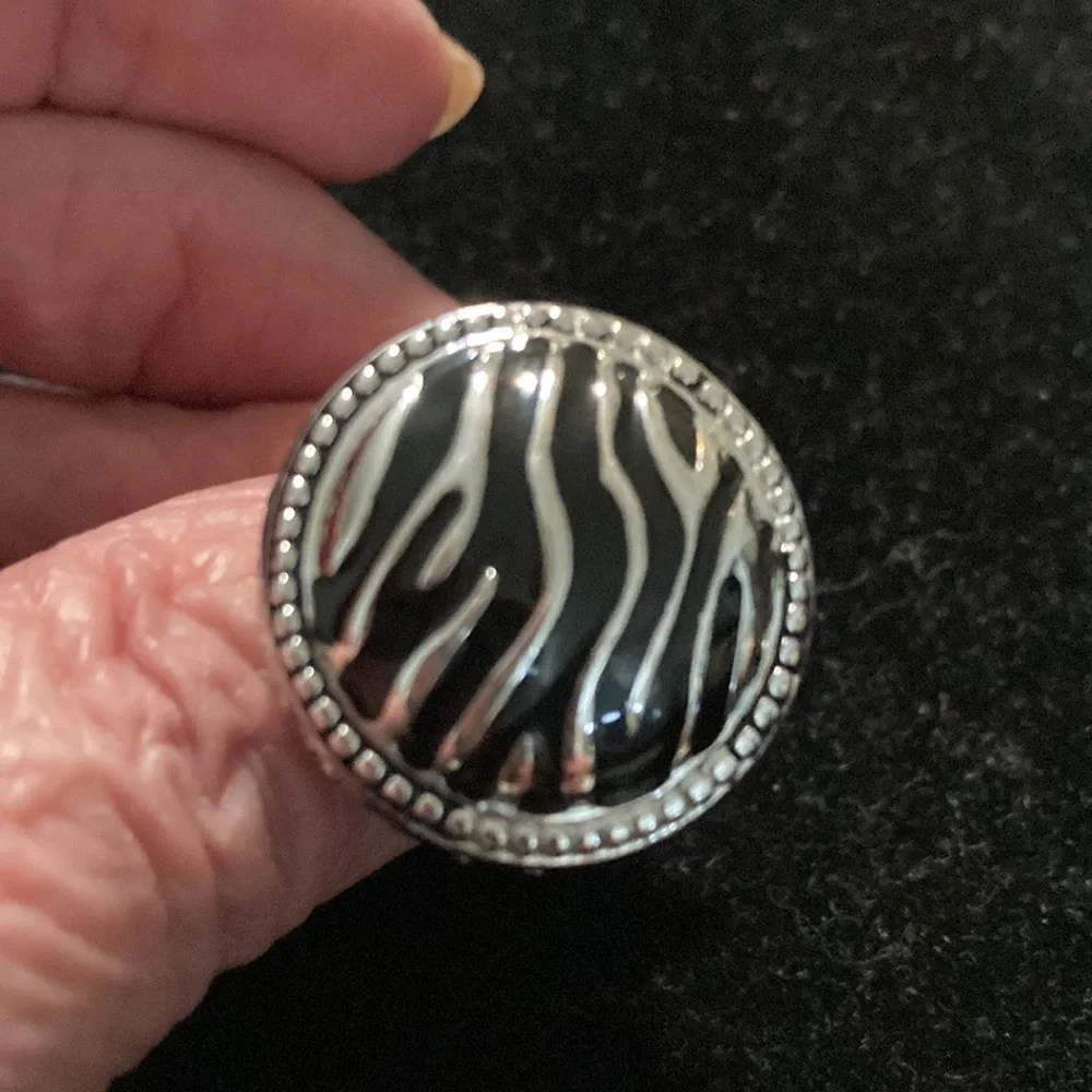 Women zebra design Silver Tone & black Statement Ring